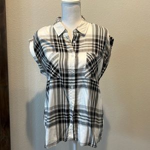 COPY - Plaid button down shirt